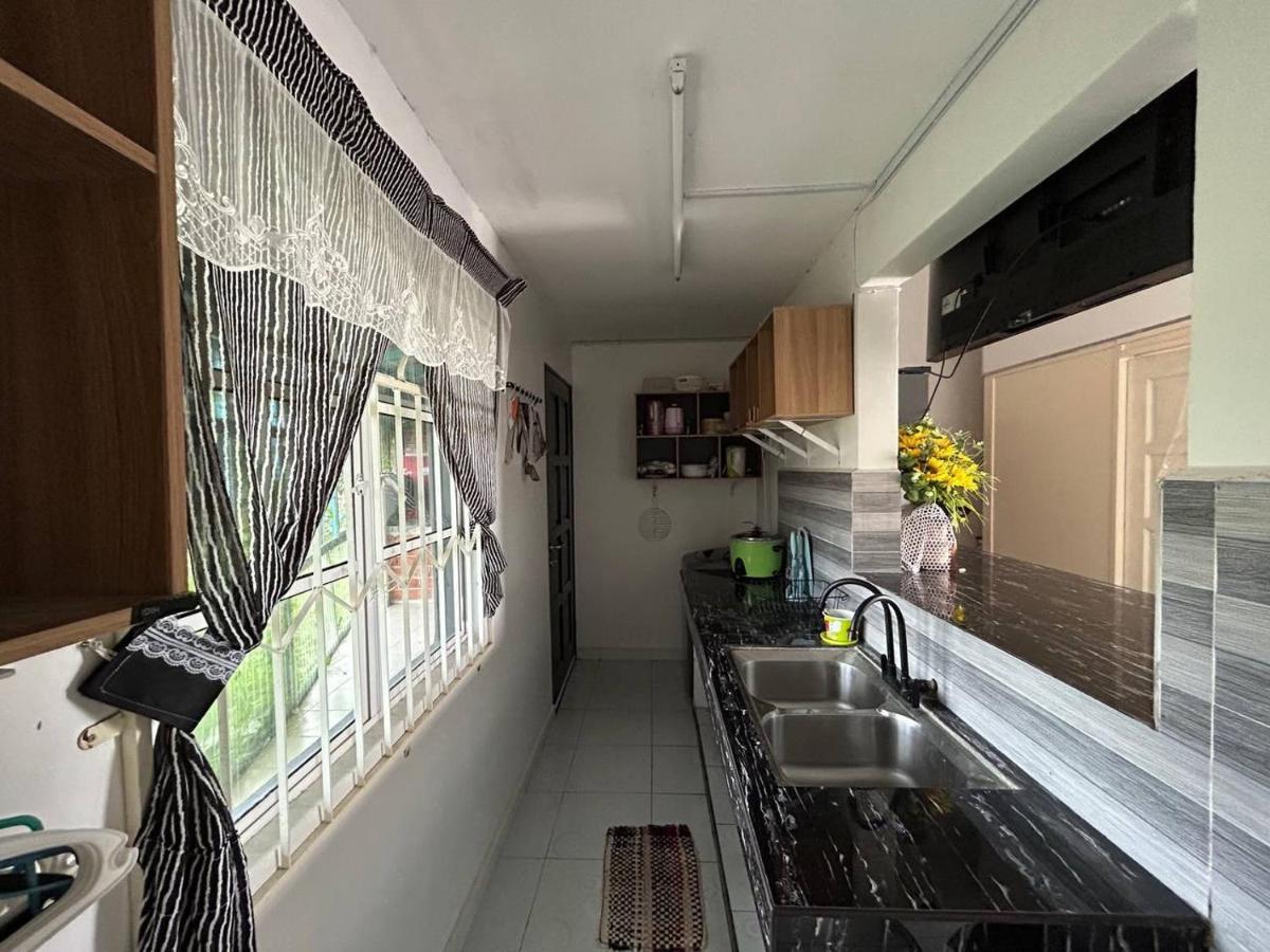 Kasih Alza -ada 2 Unit - View Sawah Padi , Private Pool -prefer Direct Booking-