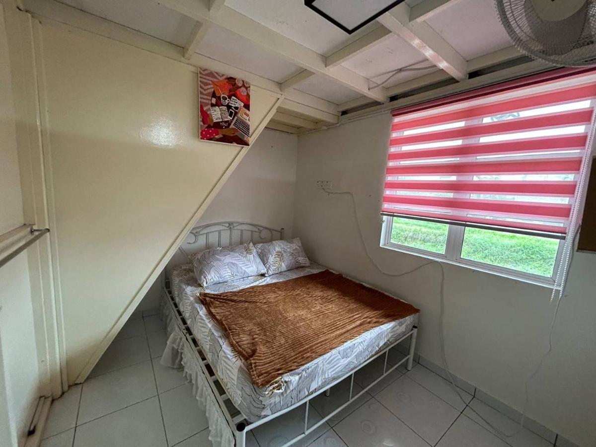 Kasih Alza -ada 2 Unit - View Sawah Padi , Private Pool -prefer Direct Booking- Holiday home